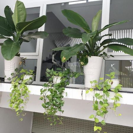M-H5 Serviced Apartments Хошимин Экстерьер фото
