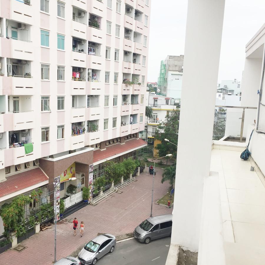 M-H5 Serviced Apartments Хошимин Экстерьер фото